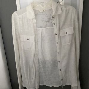 Aeropostale Diatressed Creamy White Button-Down Casual Top